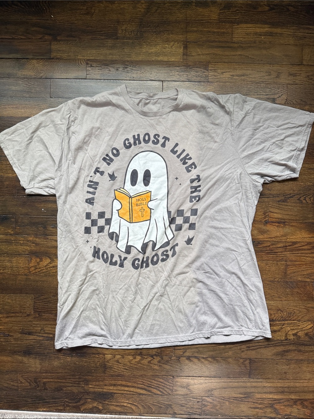 Men’s Graphic 'Ain't No Ghost Like the Holy Ghost' Crewneck Tee - Light Gray